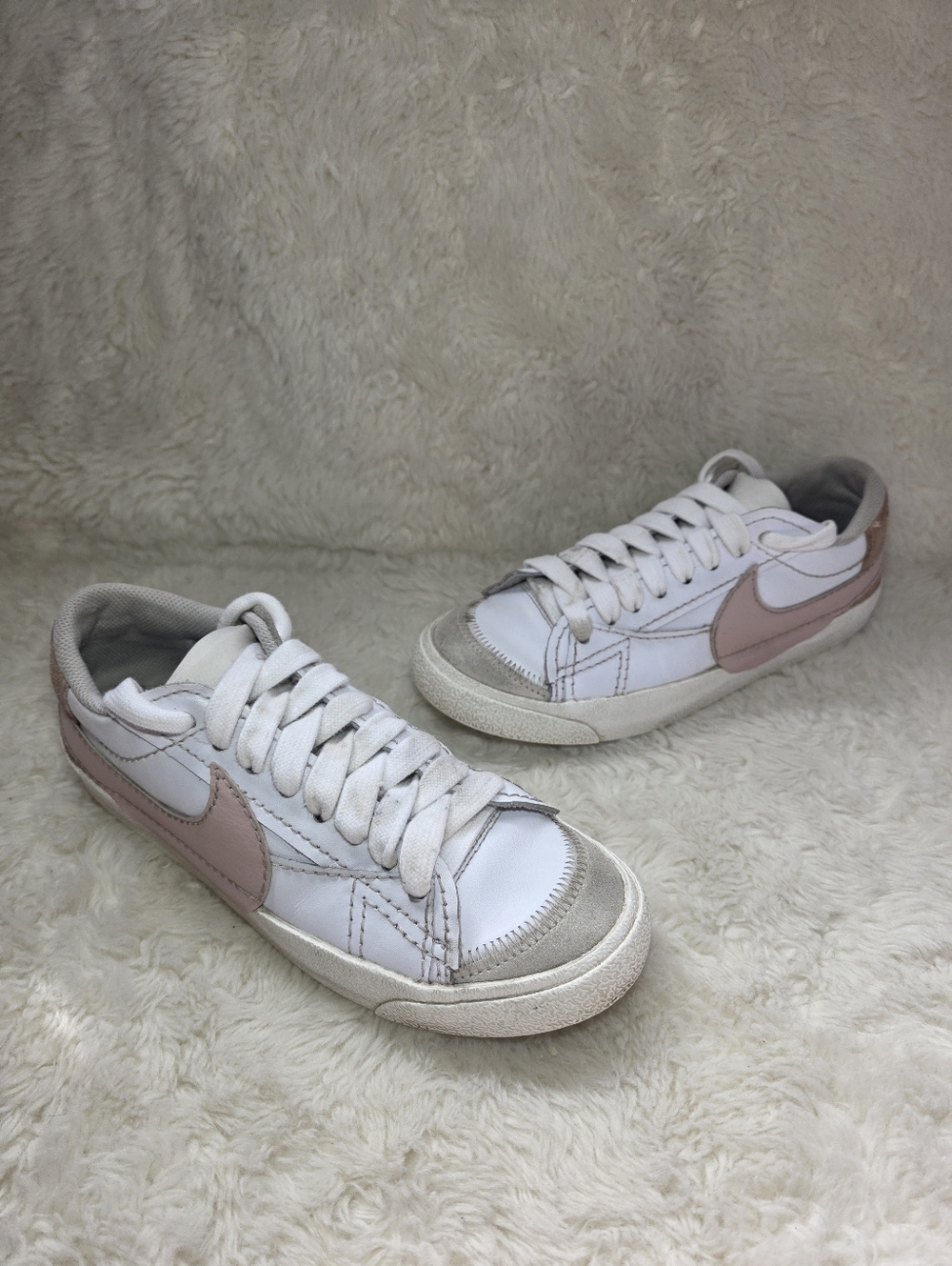 Nike Blazer Low '77 Jumbo White Pink Oxford Sneakers US 8 Retro Aesthetic Shoes